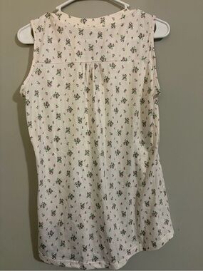 Sleeveless Cream Floral Print Women’s Top